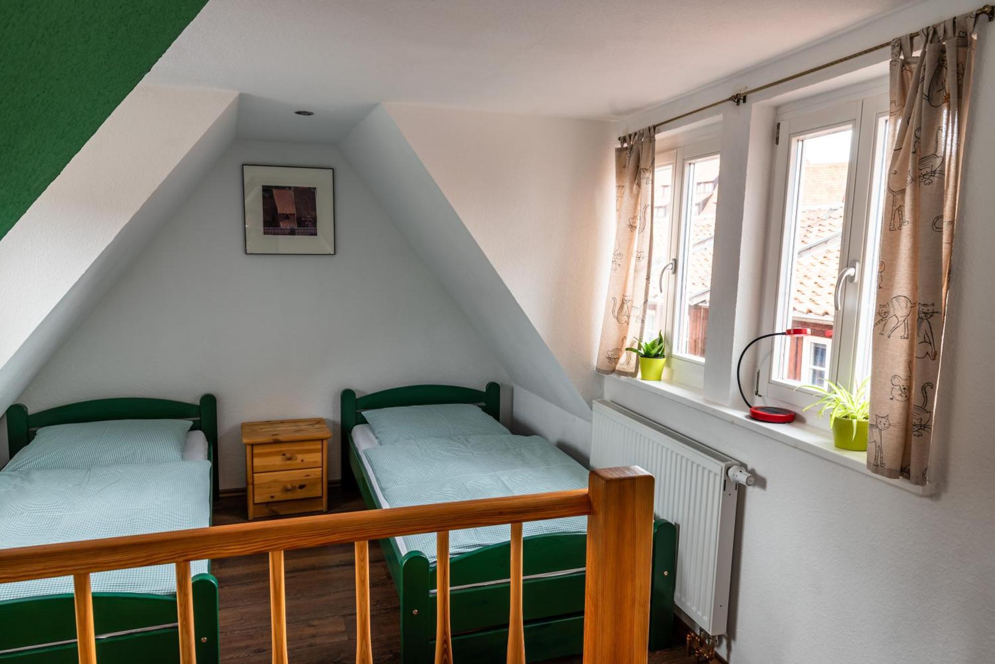 Fachwerkhotel - Ferienhaeuser Vorhof Zur Hoelle Quedlinburg Zewnętrze zdjęcie