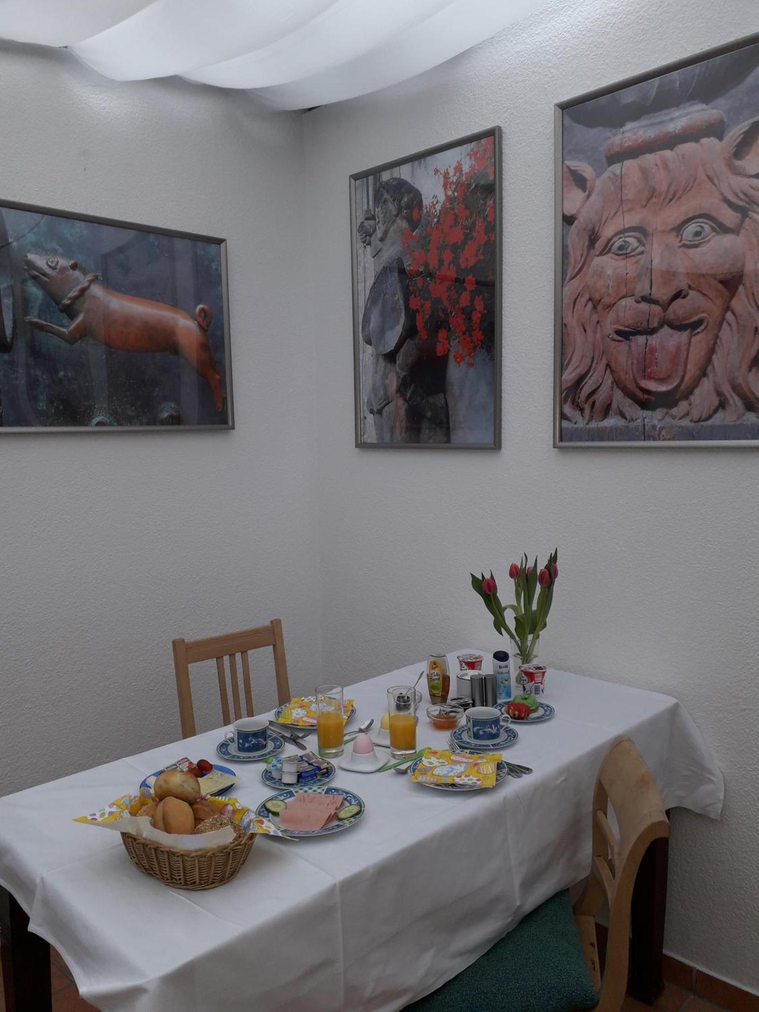 Fachwerkhotel - Ferienhaeuser Vorhof Zur Hoelle Quedlinburg Zewnętrze zdjęcie